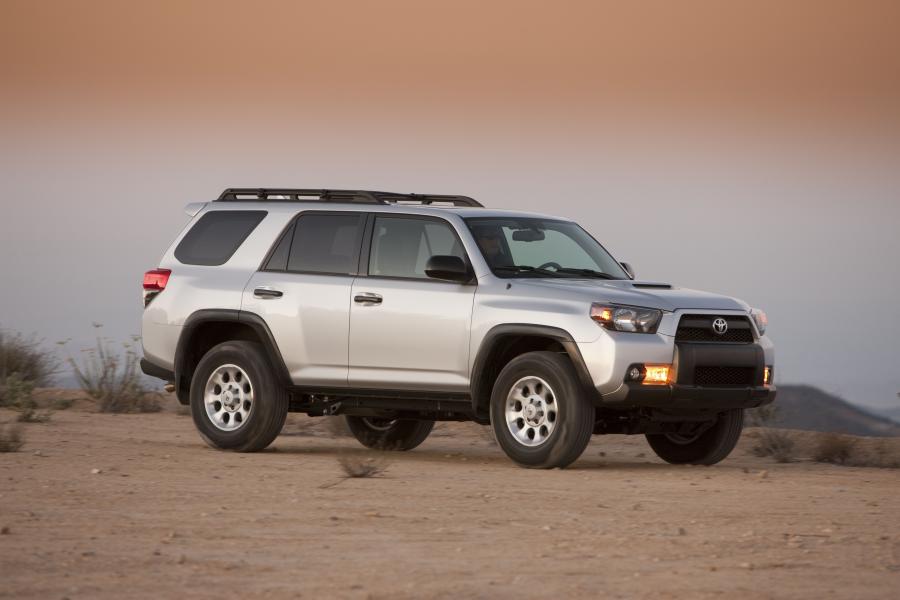  Toyota 4Runner Trail 2010 года  (фото 50 из 66)